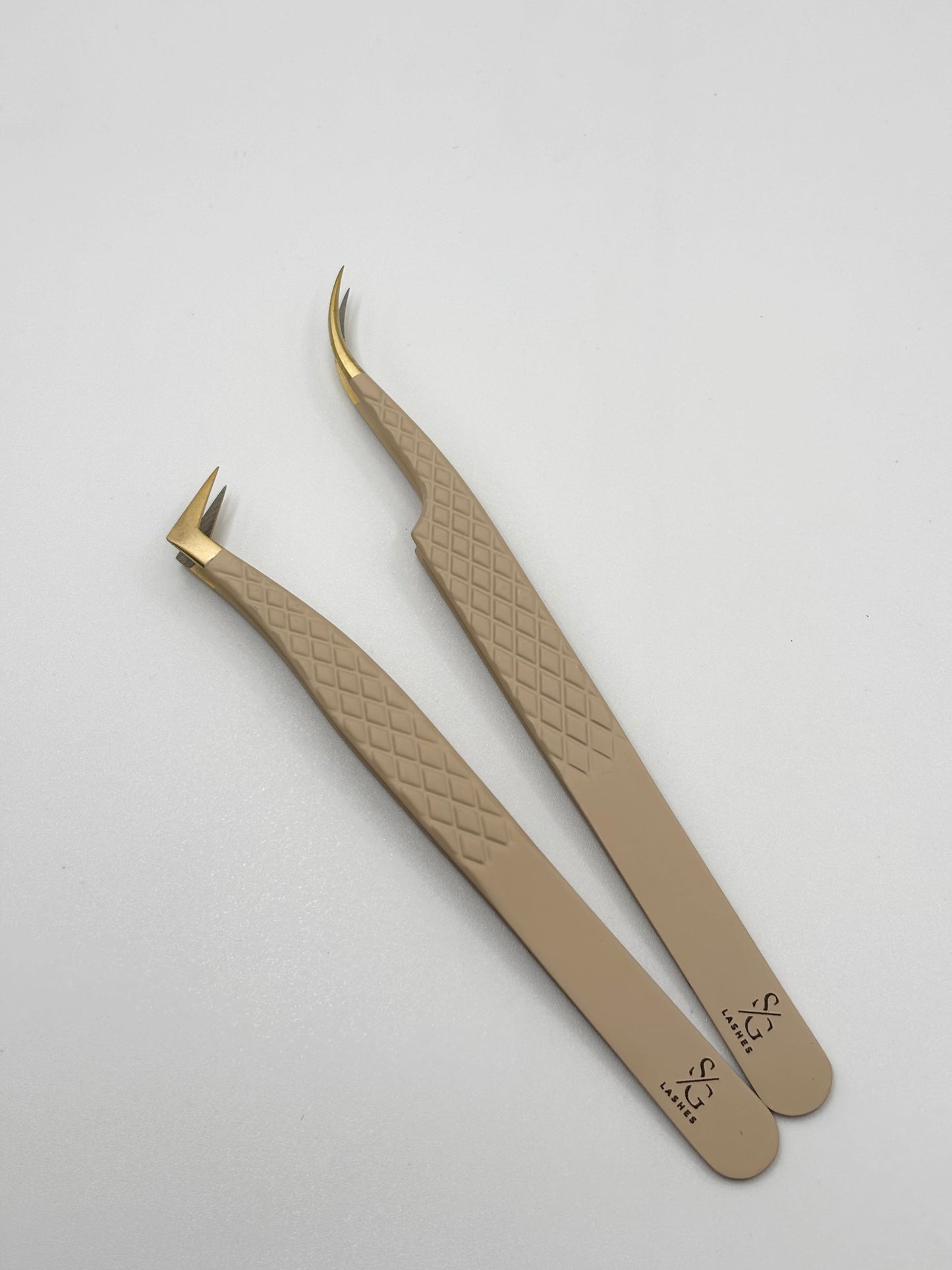 Nude Fibre Tip Tweezers