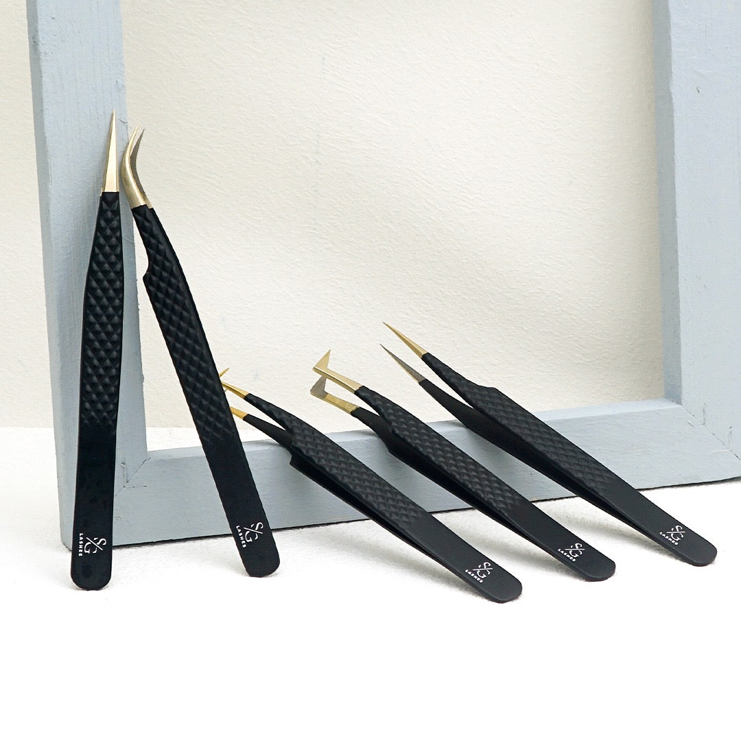 Black Fibre Tip Tweezers