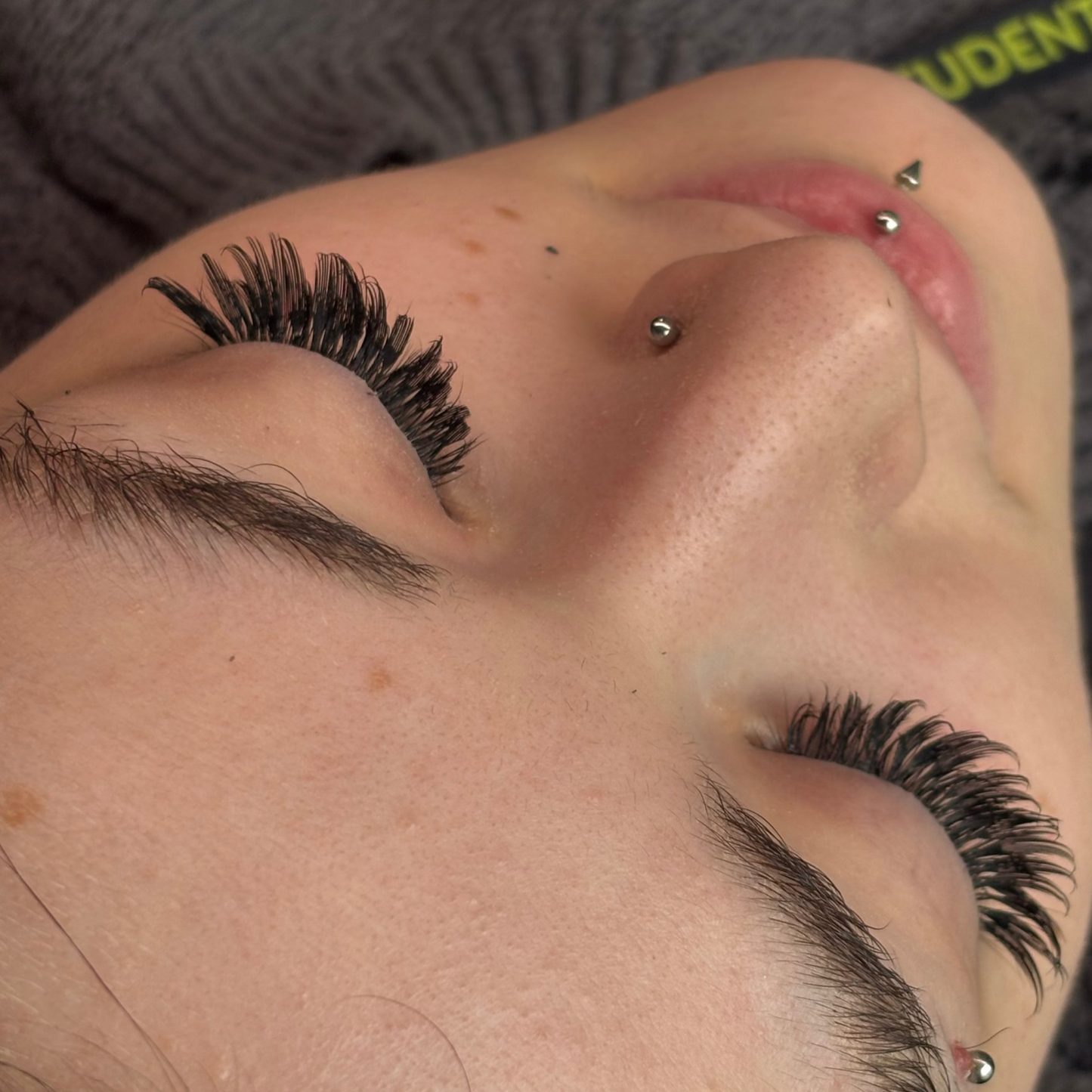 Feather / Anime Tray Mixed Lengths